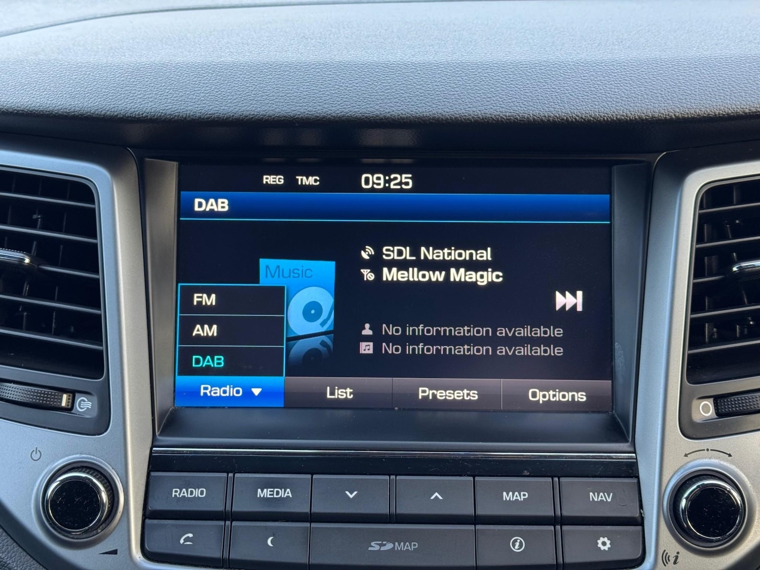 Used Hyundai TUCSON 2017 for sale - 77200661: Photo 26