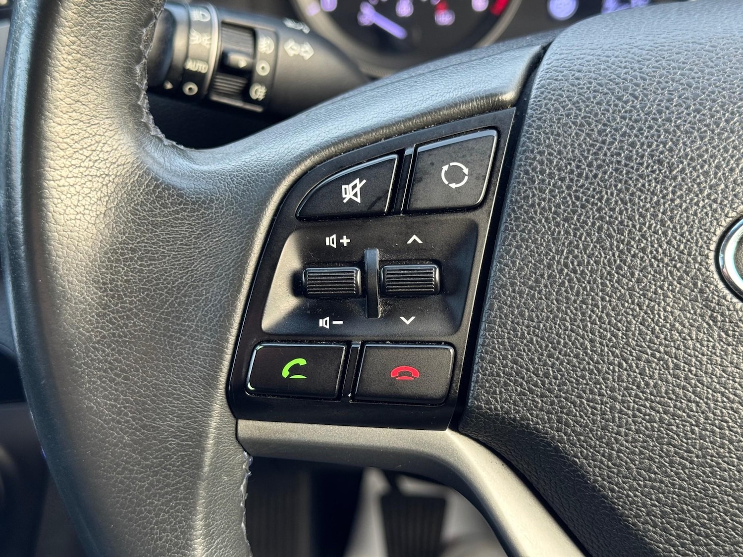 Used Hyundai TUCSON 2017 for sale - 77200661: Photo 40