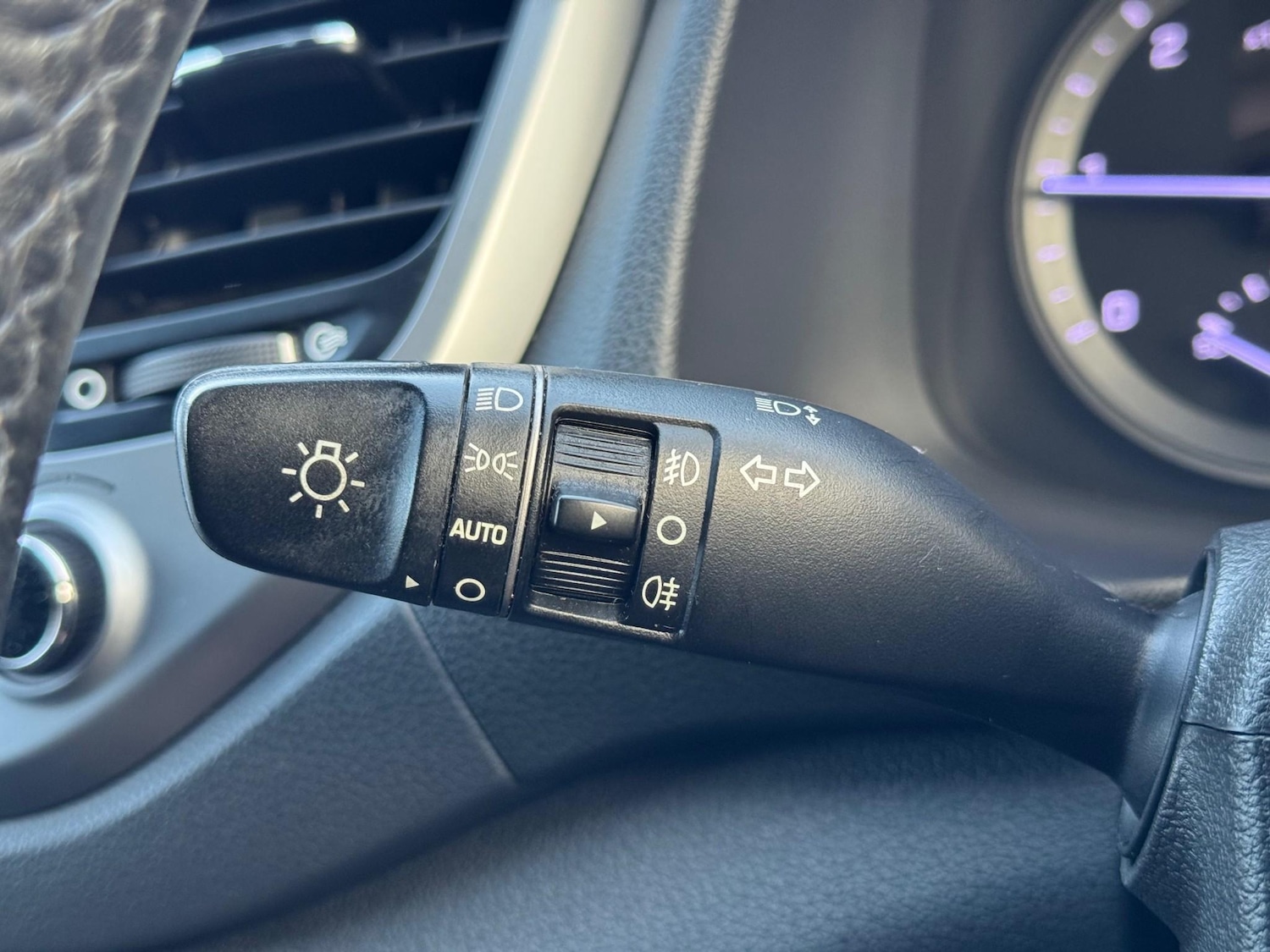 Used Hyundai TUCSON 2017 for sale - 77200661: Photo 42