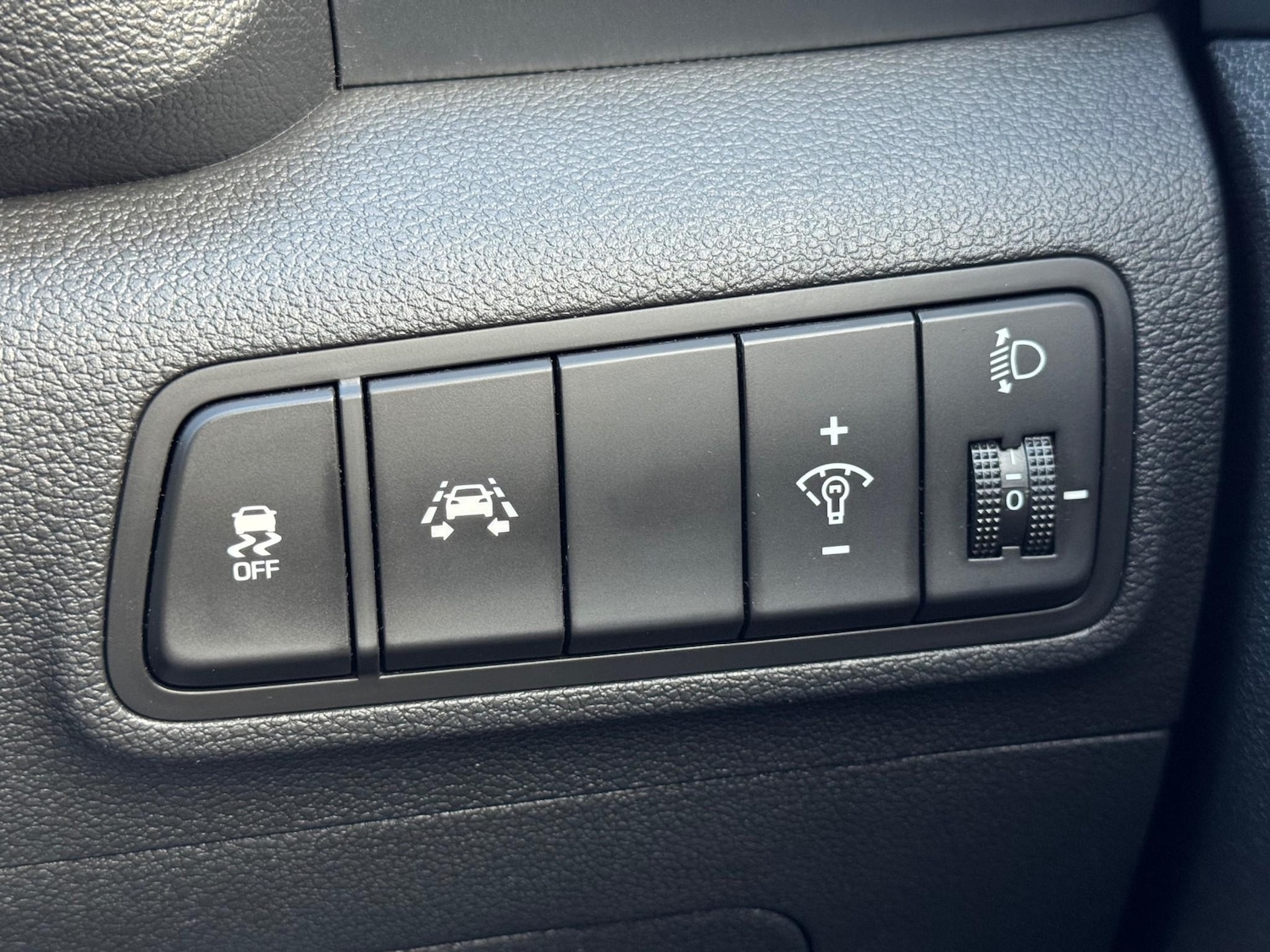 Used Hyundai TUCSON 2017 for sale - 77200661: Photo 44