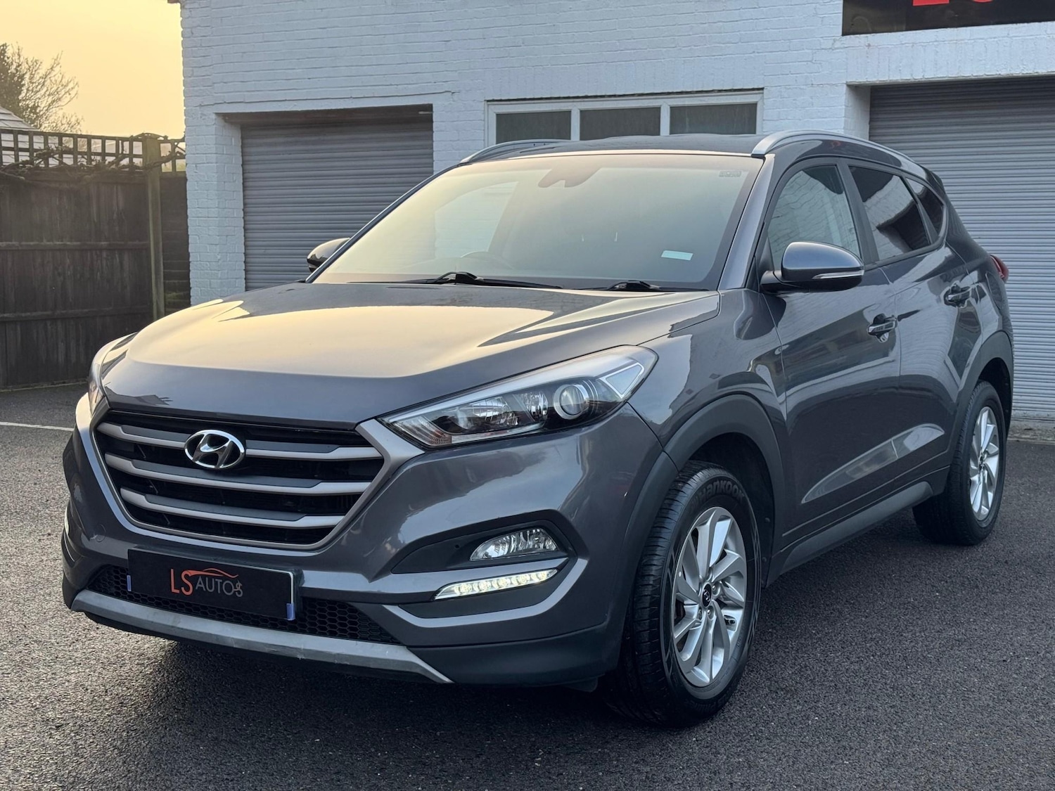 Used Hyundai TUCSON 2017 for sale - 77200661: Photo 8
