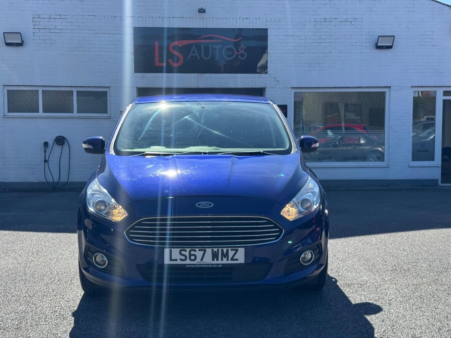 Used Ford S-Max 2017 for sale - 77966297: Photo 2