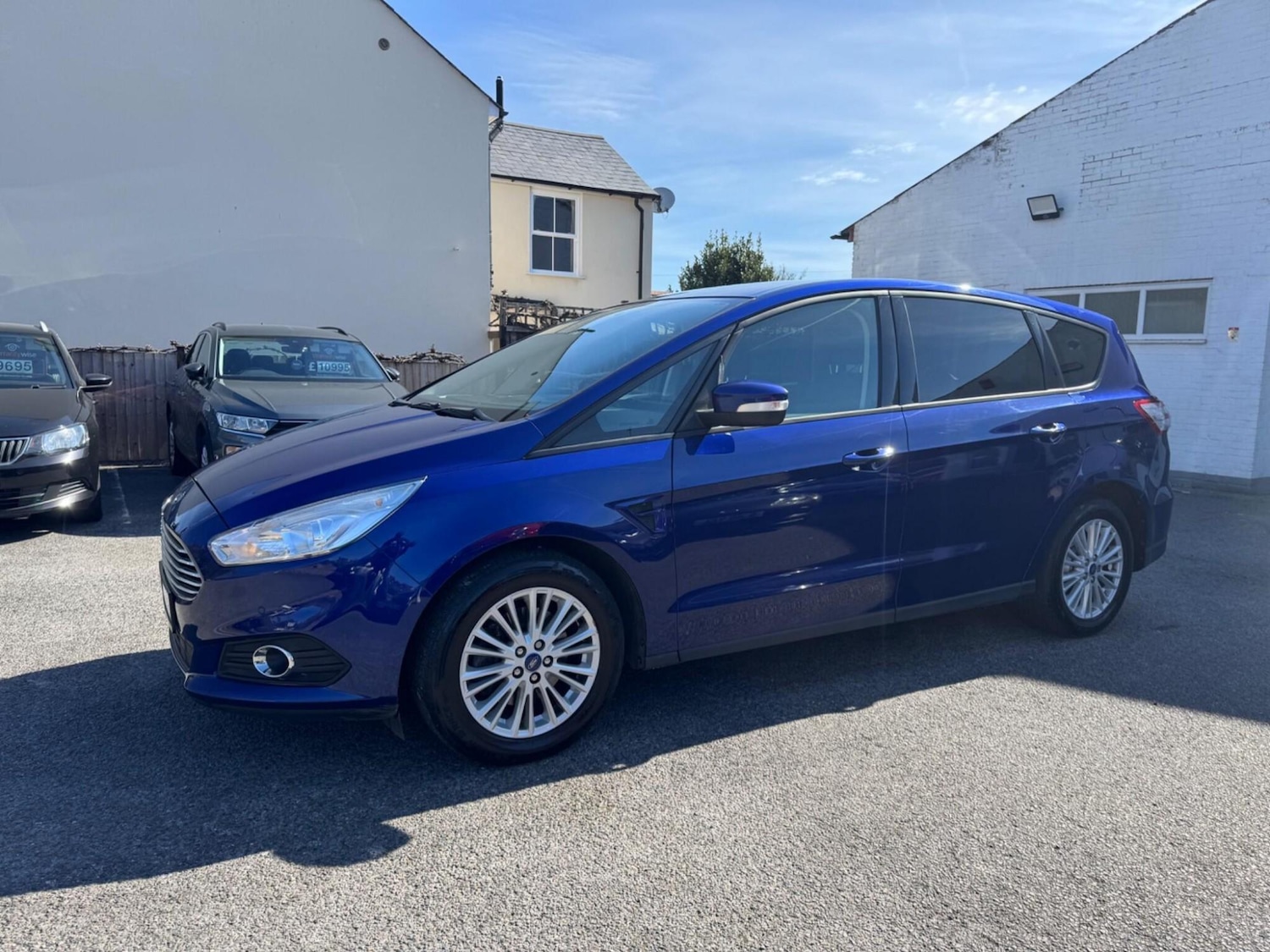 Used Ford S-Max 2017 for sale - 77966297: Photo 3