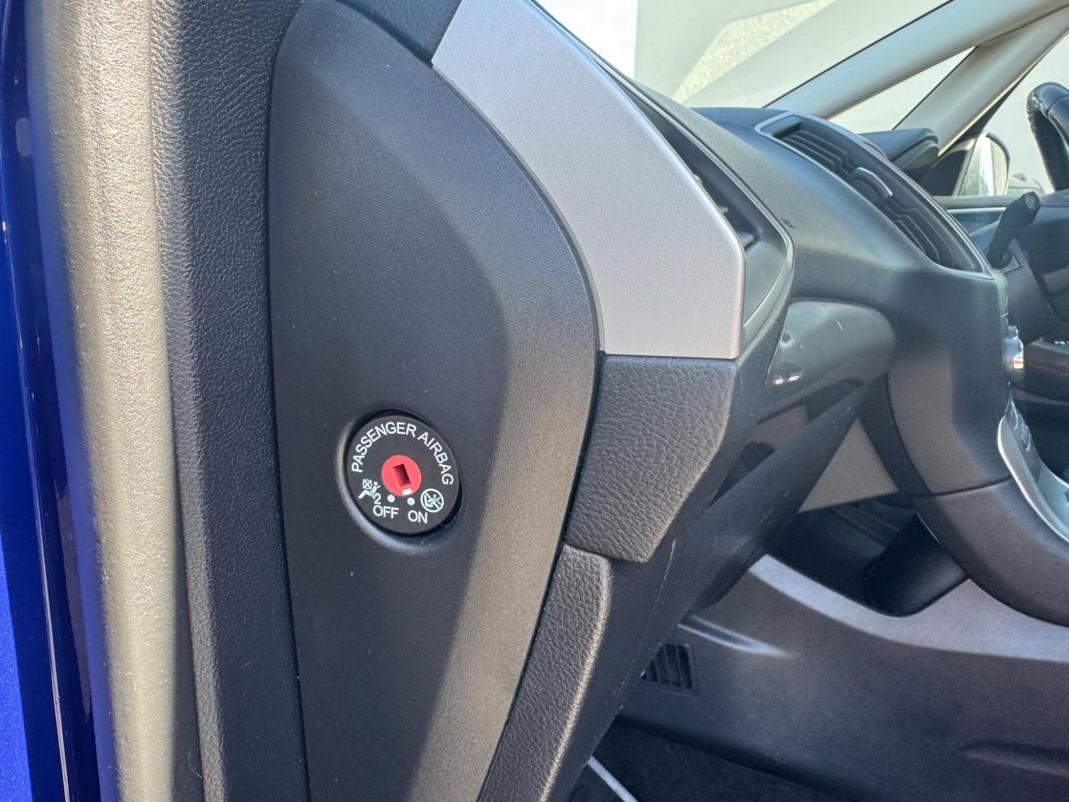 Used Ford S-Max 2017 for sale - 77966297: Photo 40