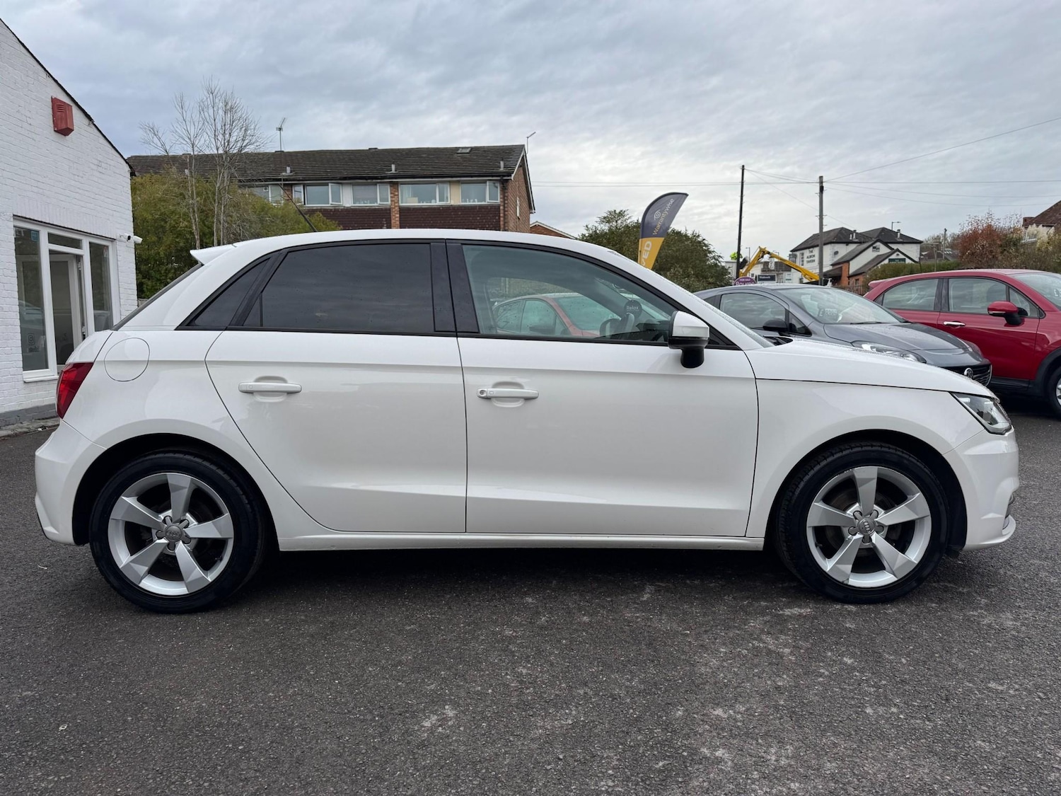 Used Audi A1 2017 for sale - 76480569: Photo 3