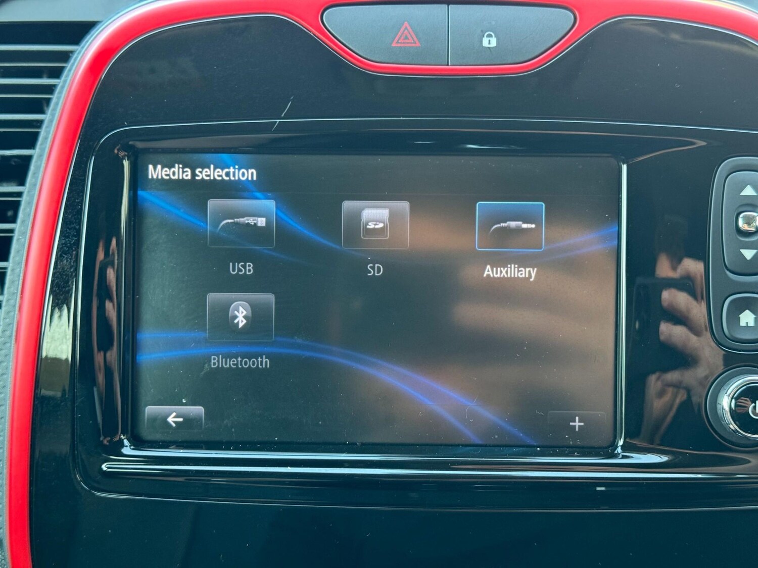 Used Renault Captur 2016 for sale - 77747331: Photo 31