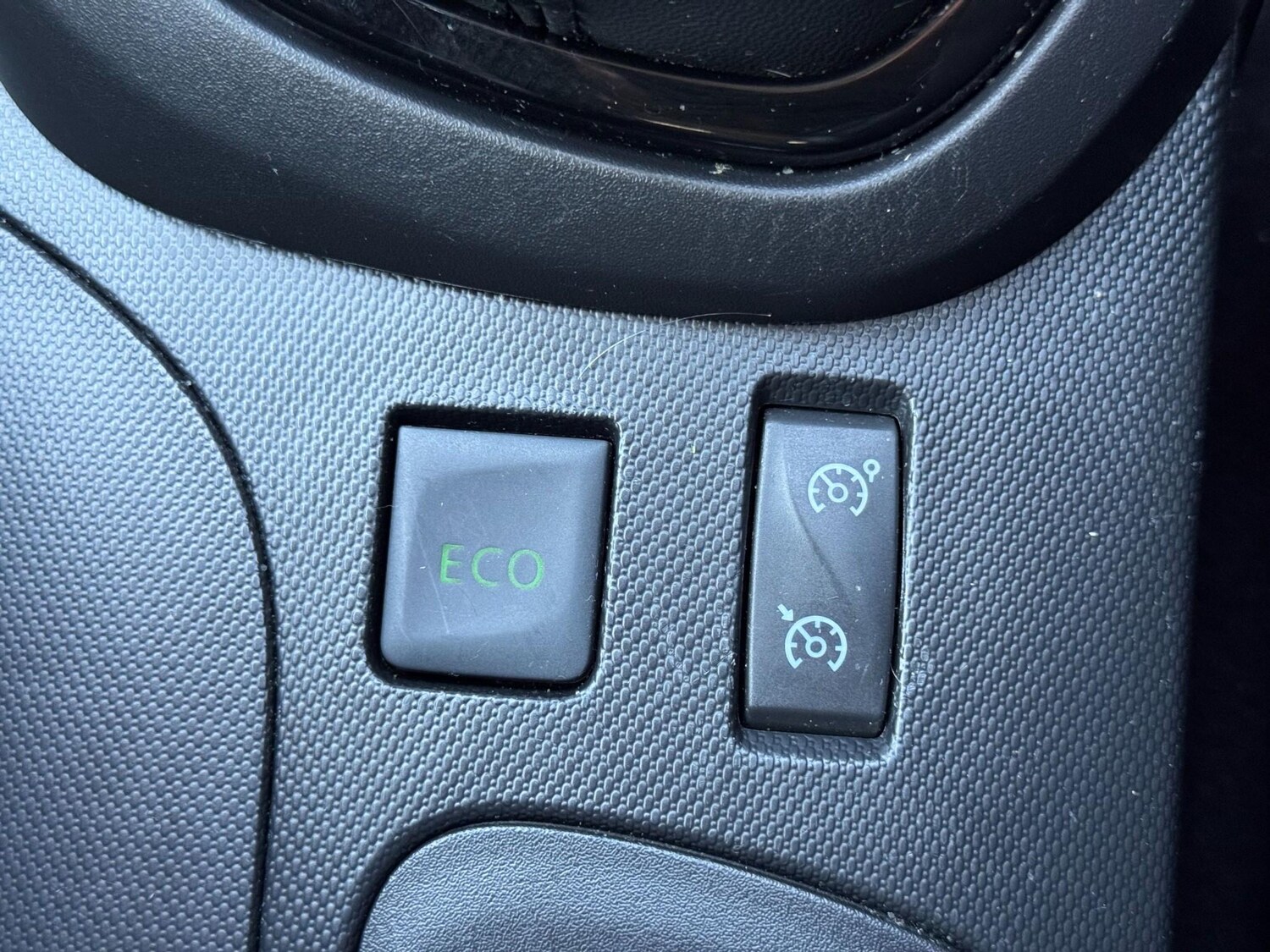 Used Renault Captur 2016 for sale - 77747331: Photo 42