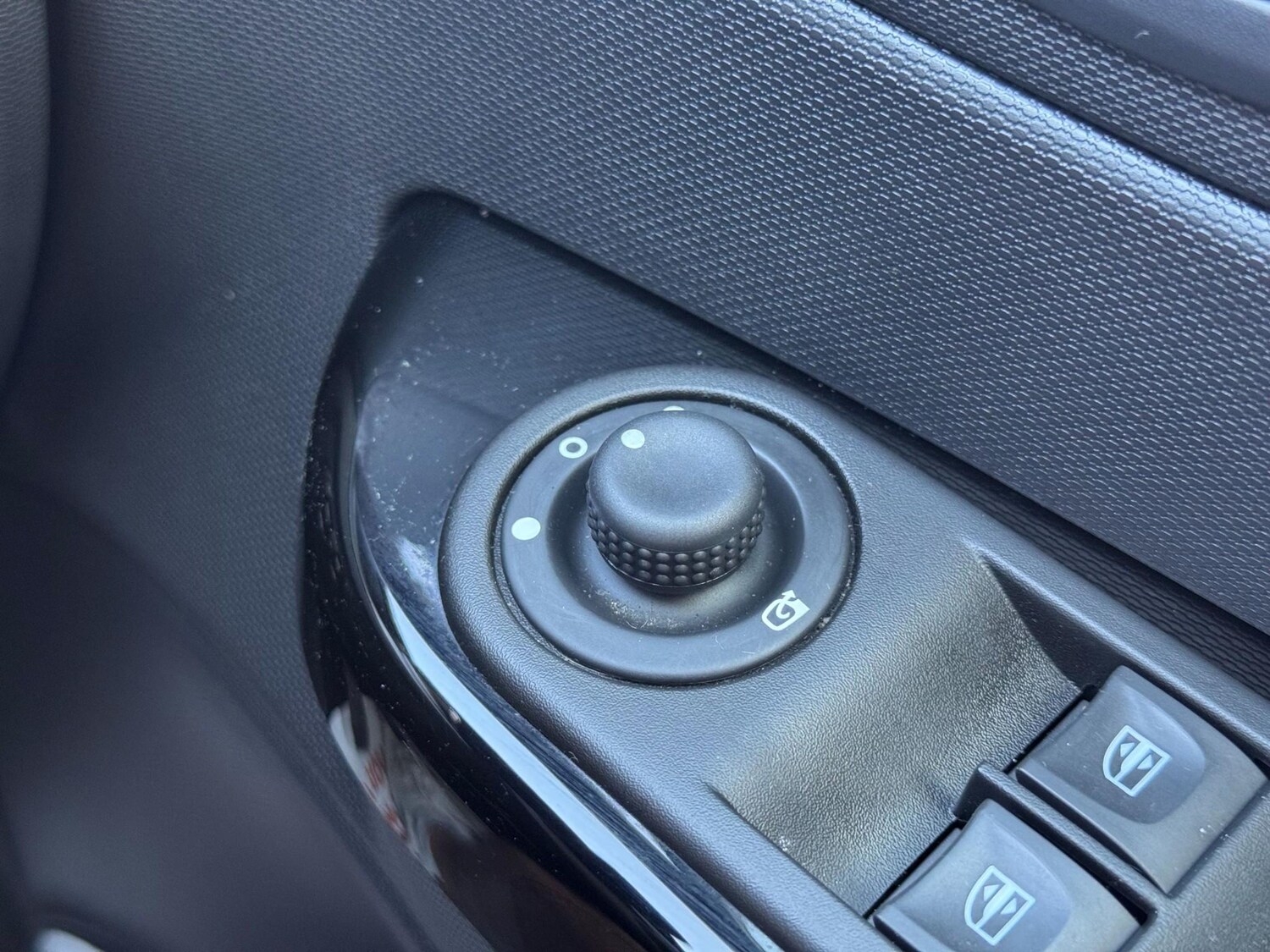 Used Renault Captur 2016 for sale - 77747331: Photo 51