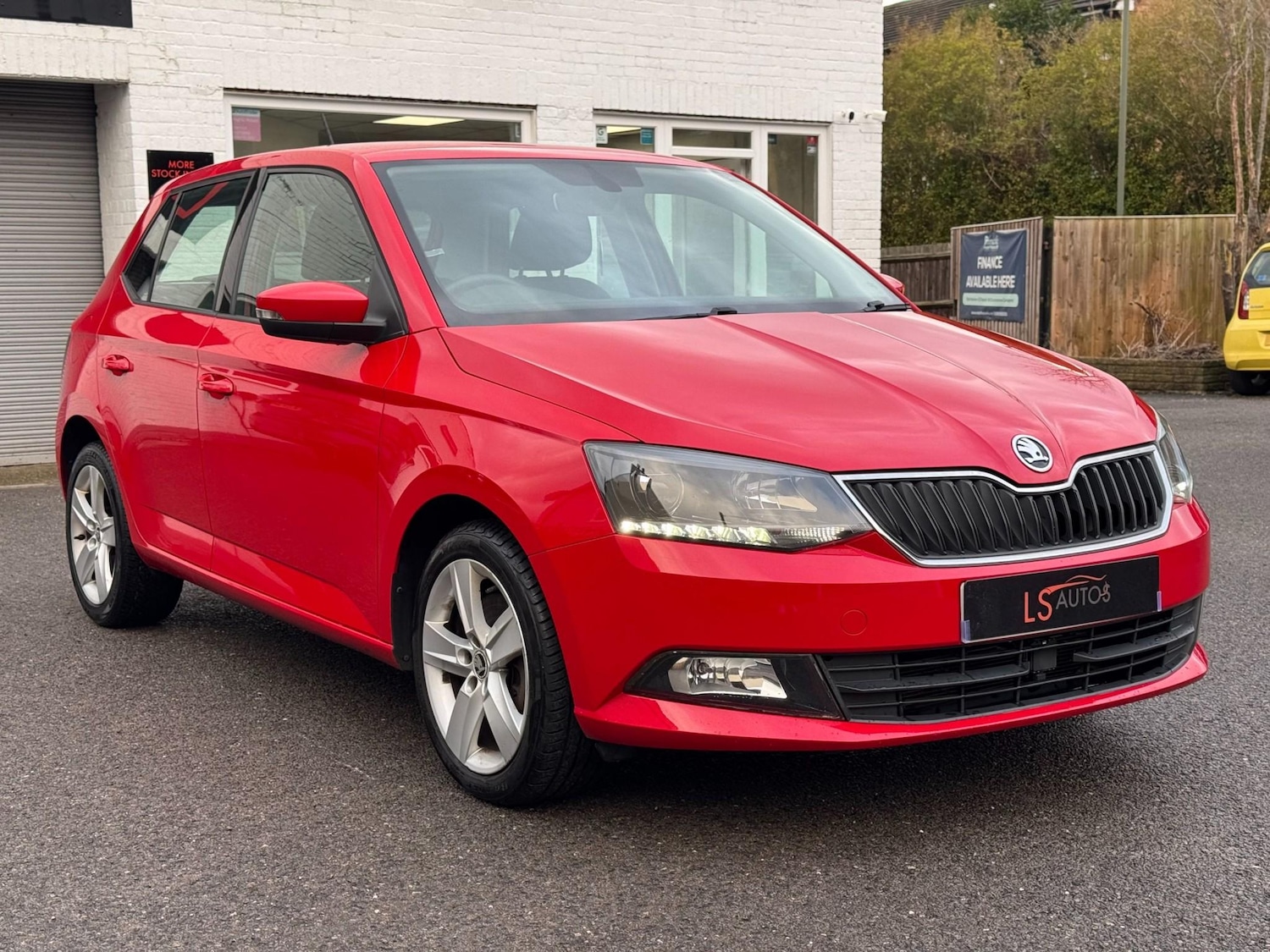 Used Skoda Fabia 2017 for sale - 77157180: Photo 2