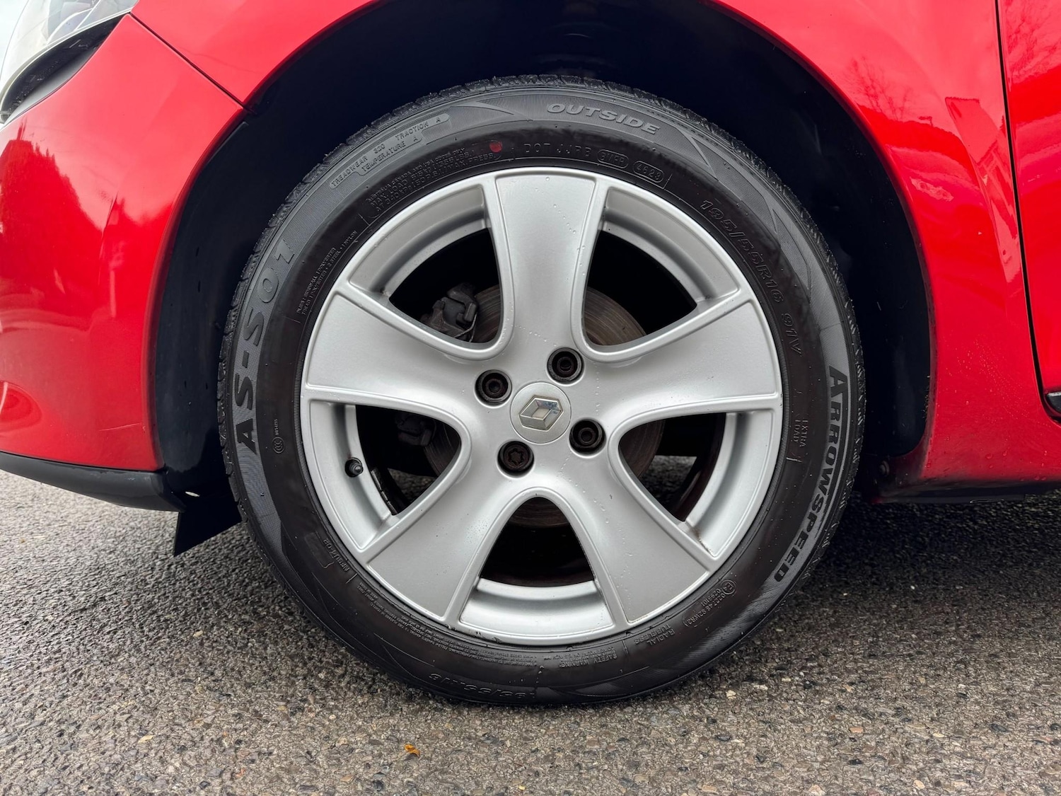 Used Renault Clio 2014 for sale - 76887879: Photo 11