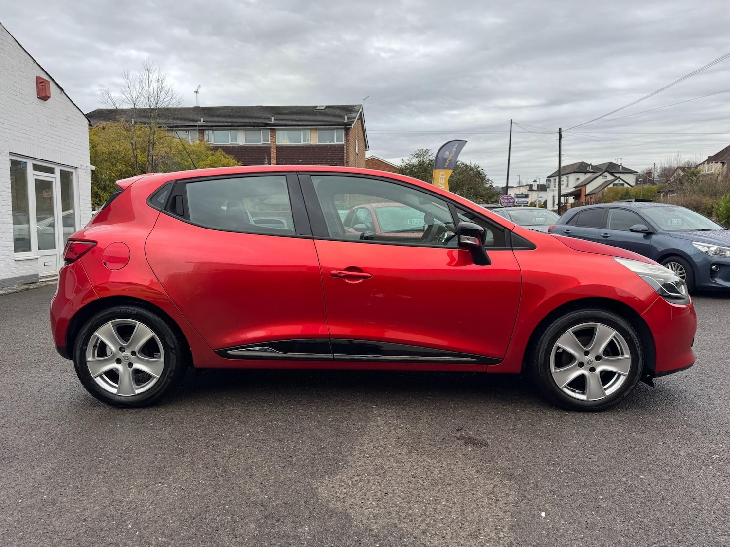 Used Renault Clio 2014 for sale - 76887879: Photo 3