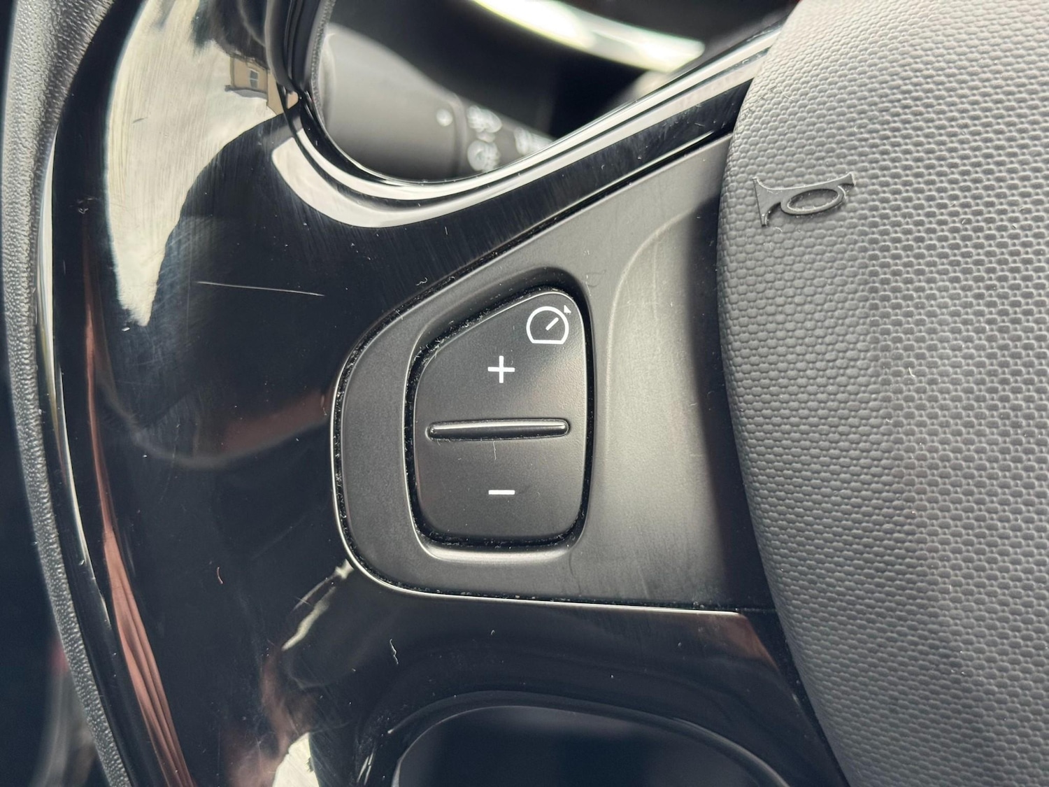 Used Renault Clio 2014 for sale - 76887879: Photo 39