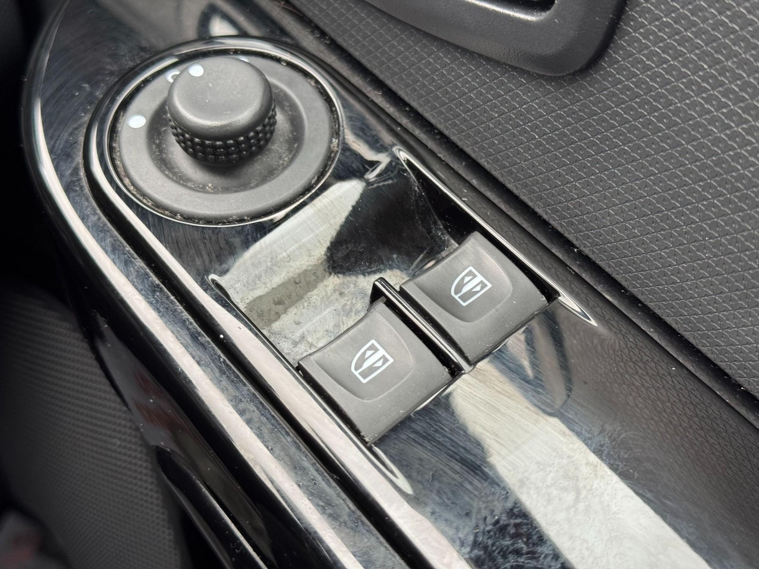 Used Renault Clio 2014 for sale - 76887879: Photo 45