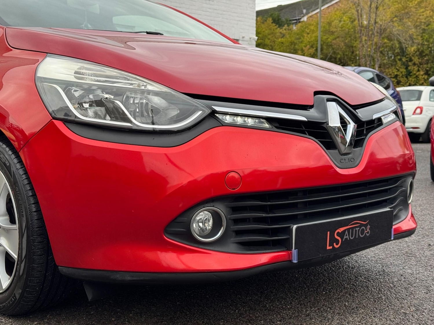 Used Renault Clio 2014 for sale - 76887879: Photo 51