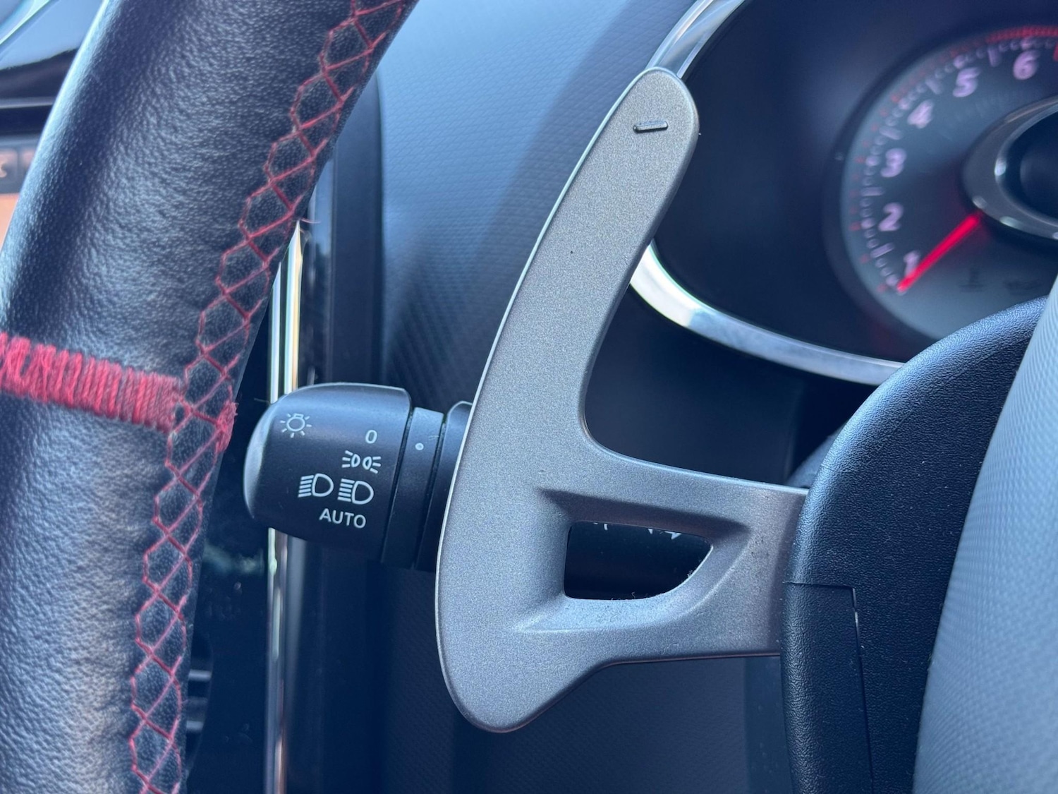 Used Renault Clio 2013 for sale - 76519812: Photo 46