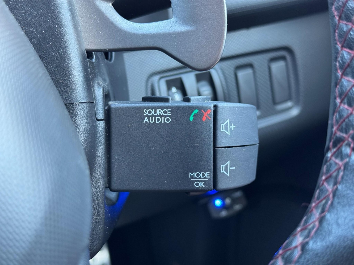 Used Renault Clio 2013 for sale - 76519812: Photo 48