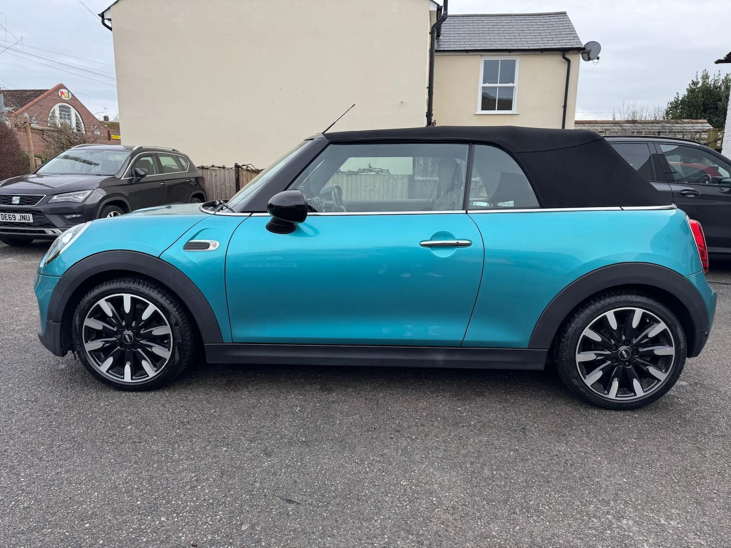 Used MINI Convertible 2018 for sale - 77620316: Photo 14