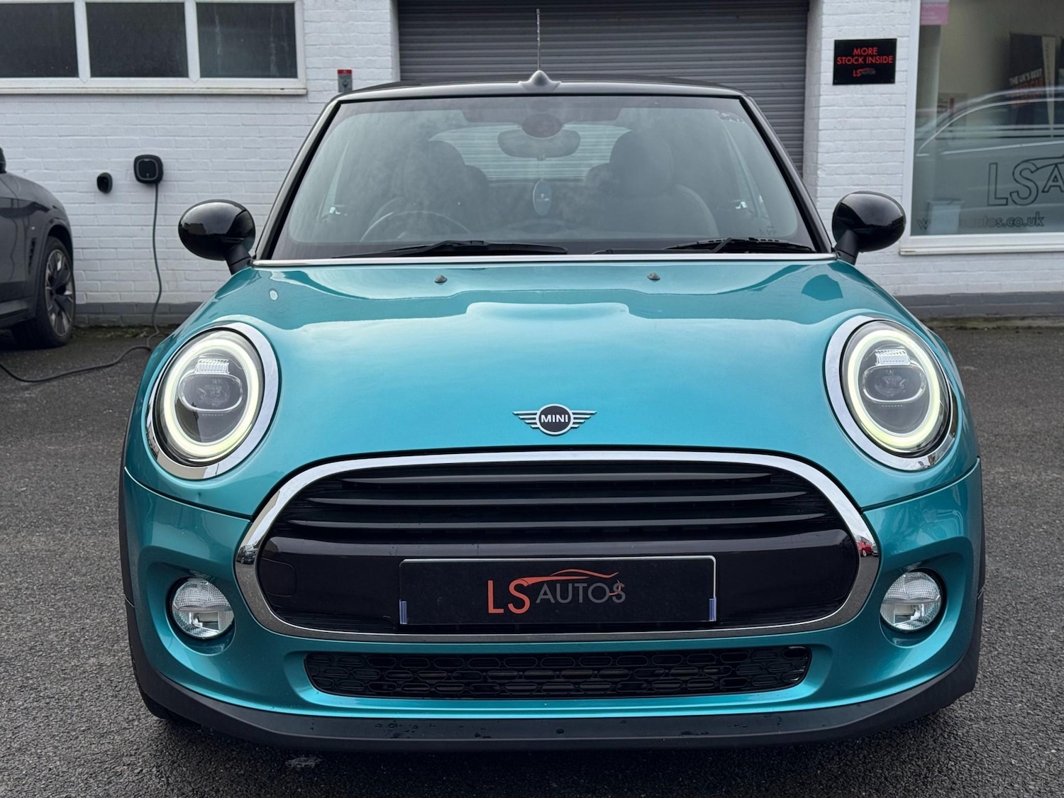 Used MINI Convertible 2018 for sale - 77620316: Photo 16