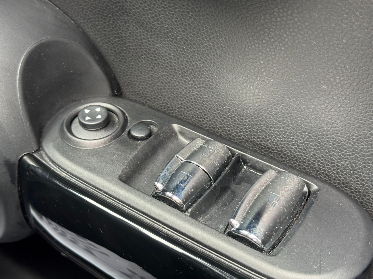 Used MINI Convertible 2018 for sale - 77620316: Photo 58