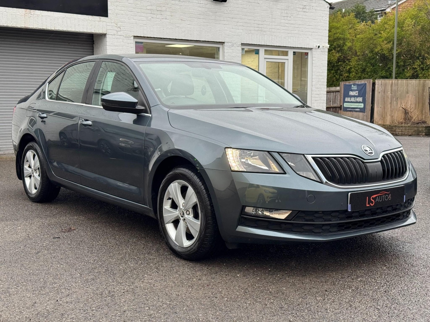 Used Skoda Octavia 2018 for sale - 76665209: Photo 2