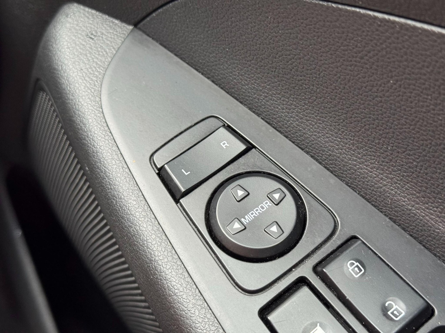 Used Hyundai TUCSON 2016 for sale - 76429319: Photo 41