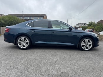 Used Skoda Superb 2018 for sale - 79855547: Photo
