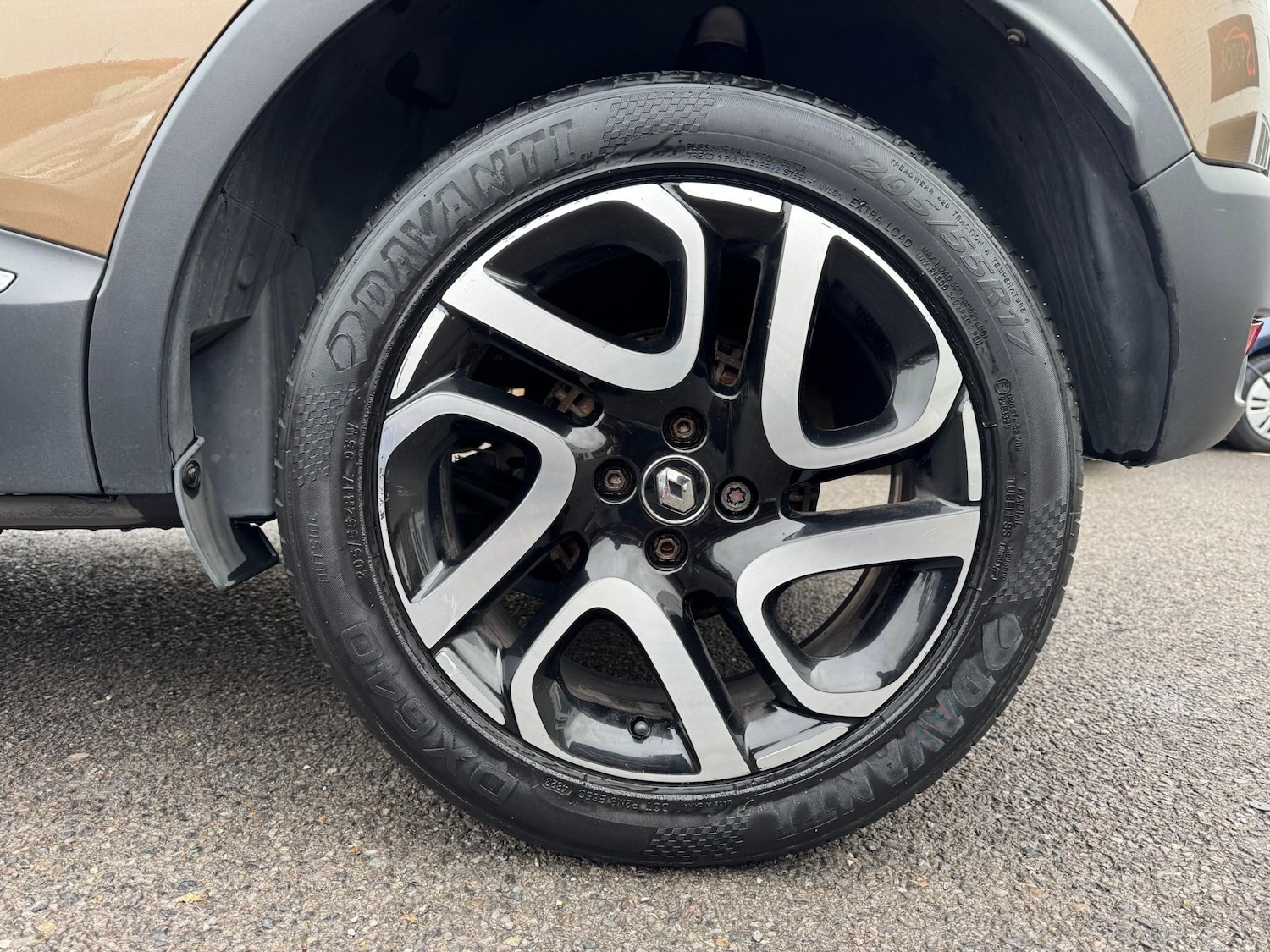 Used Renault Captur 2017 for sale - 76453166: Photo 12