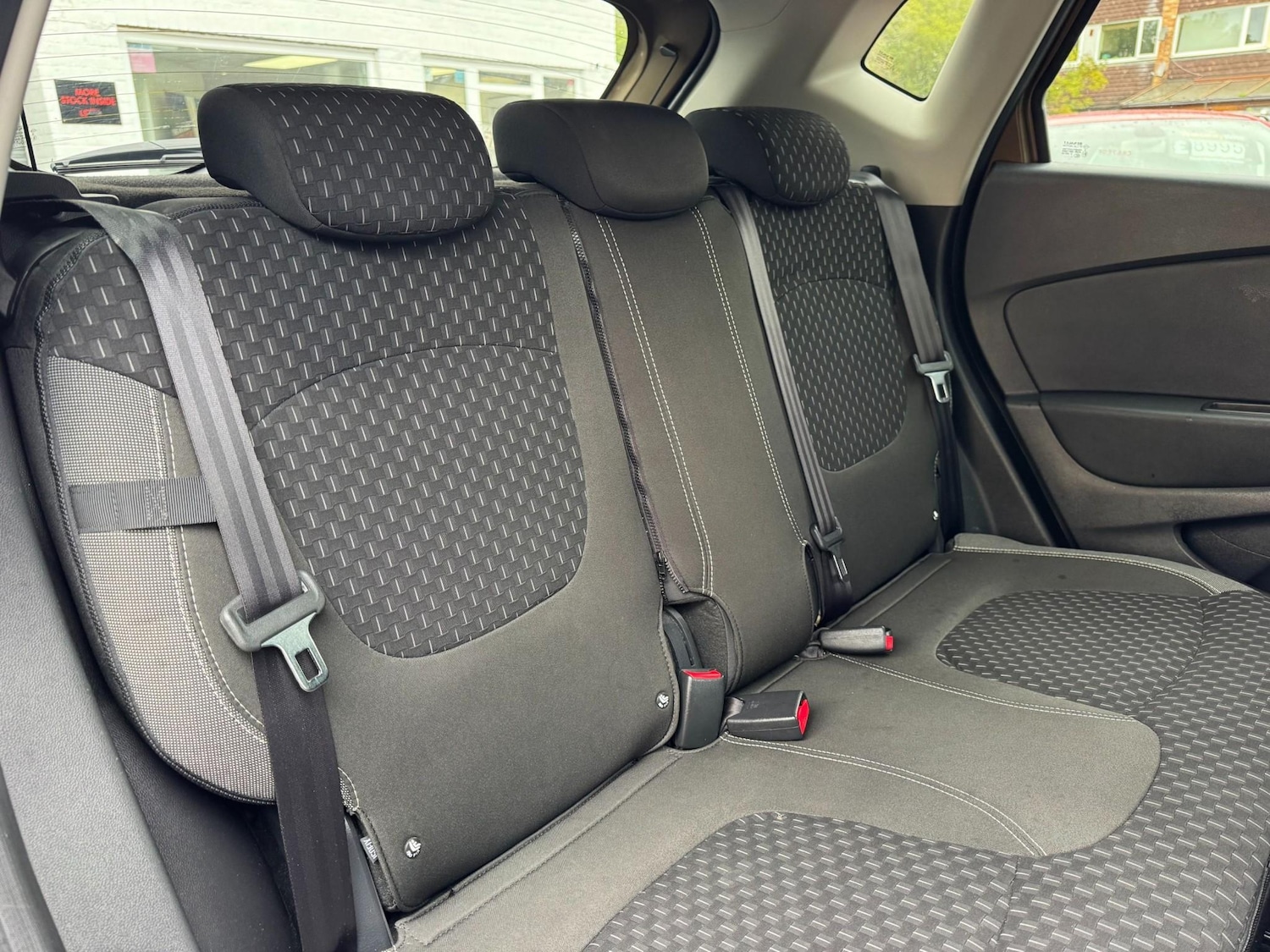 Used Renault Captur 2017 for sale - 76453166: Photo 19