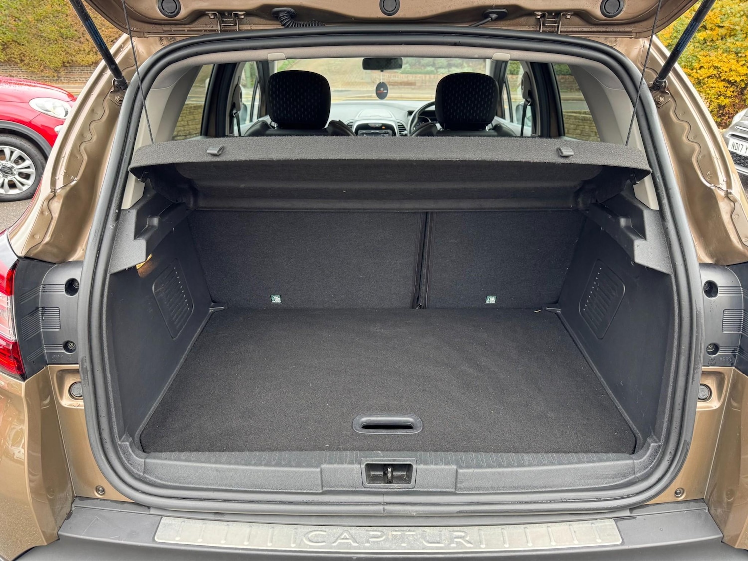 Used Renault Captur 2017 for sale - 76453166: Photo 20