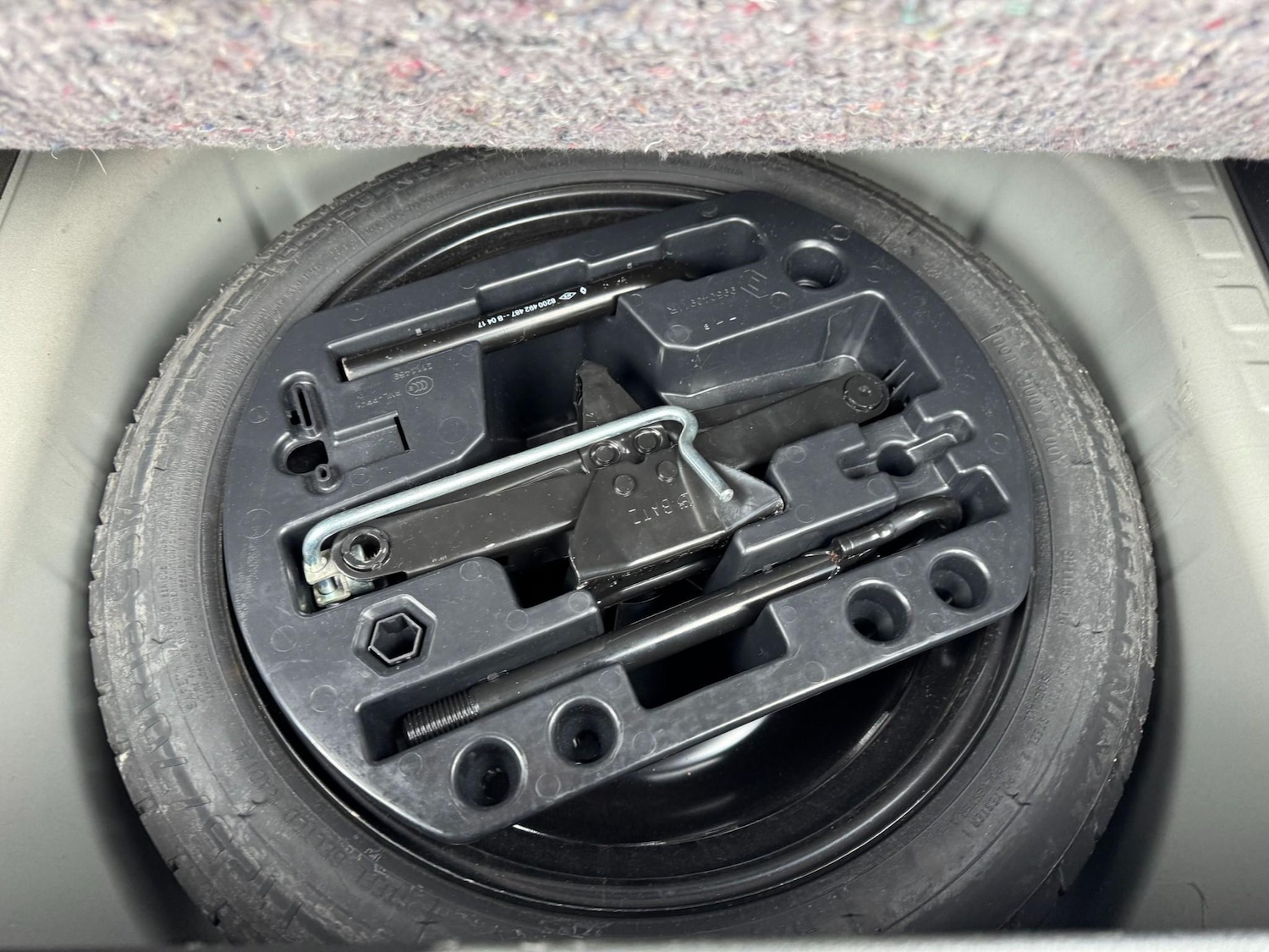 Used Renault Captur 2017 for sale - 76453166: Photo 22