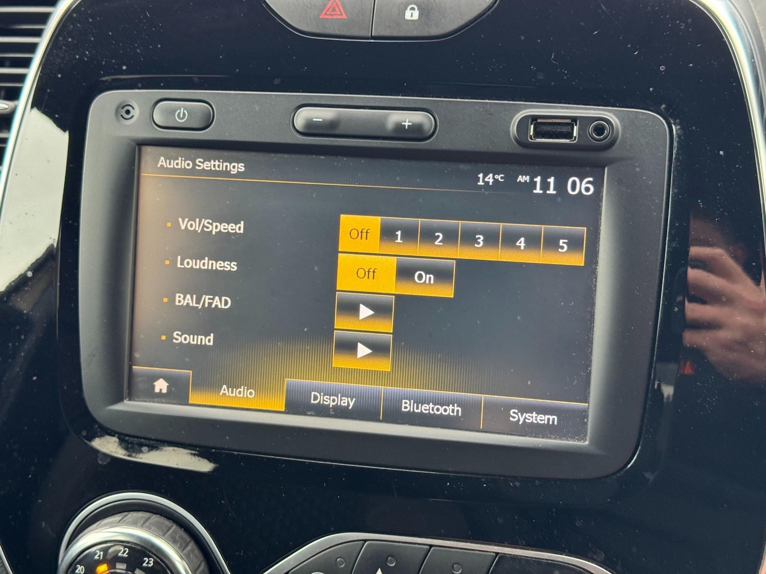 Used Renault Captur 2017 for sale - 76453166: Photo 38