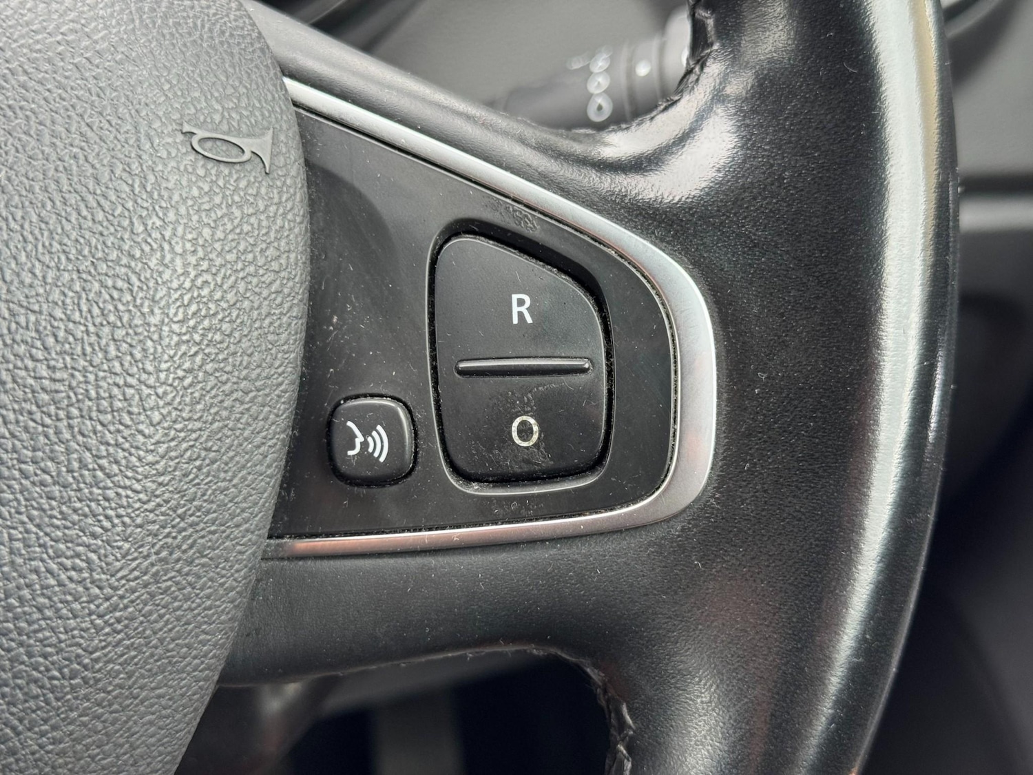 Used Renault Captur 2017 for sale - 76453166: Photo 46