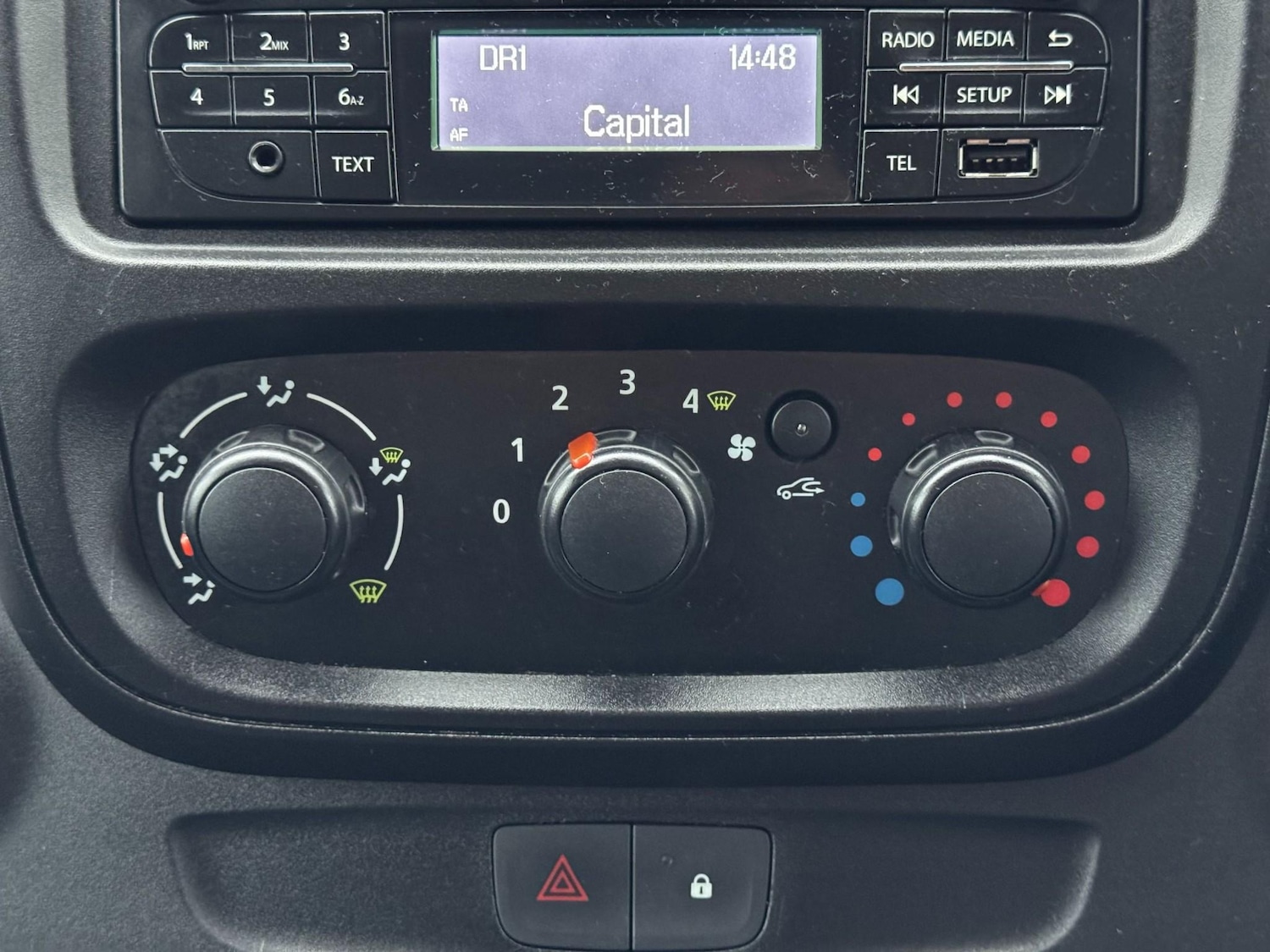 Used Vauxhall Vivaro 2016 for sale - 77275619: Photo 33