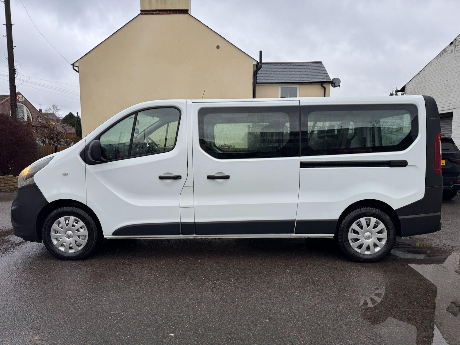 Used Vauxhall Vivaro 2016 for sale - 77275619: Photo 7