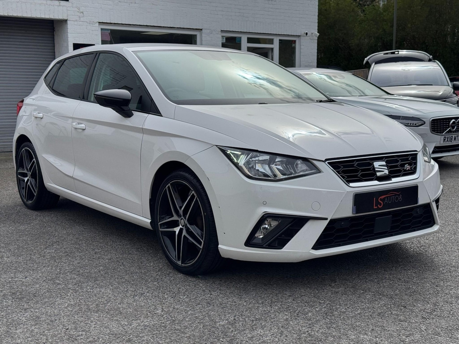 Used SEAT Ibiza 2018 for sale - 78205921: Photo 2