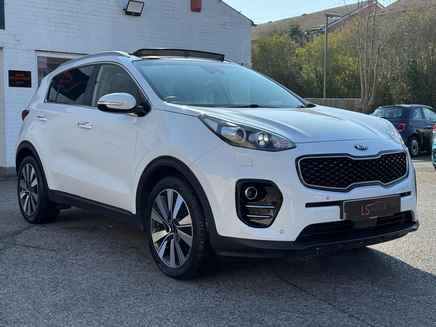 Used Kia Sportage 2018 for sale - 77747332: Photo 2