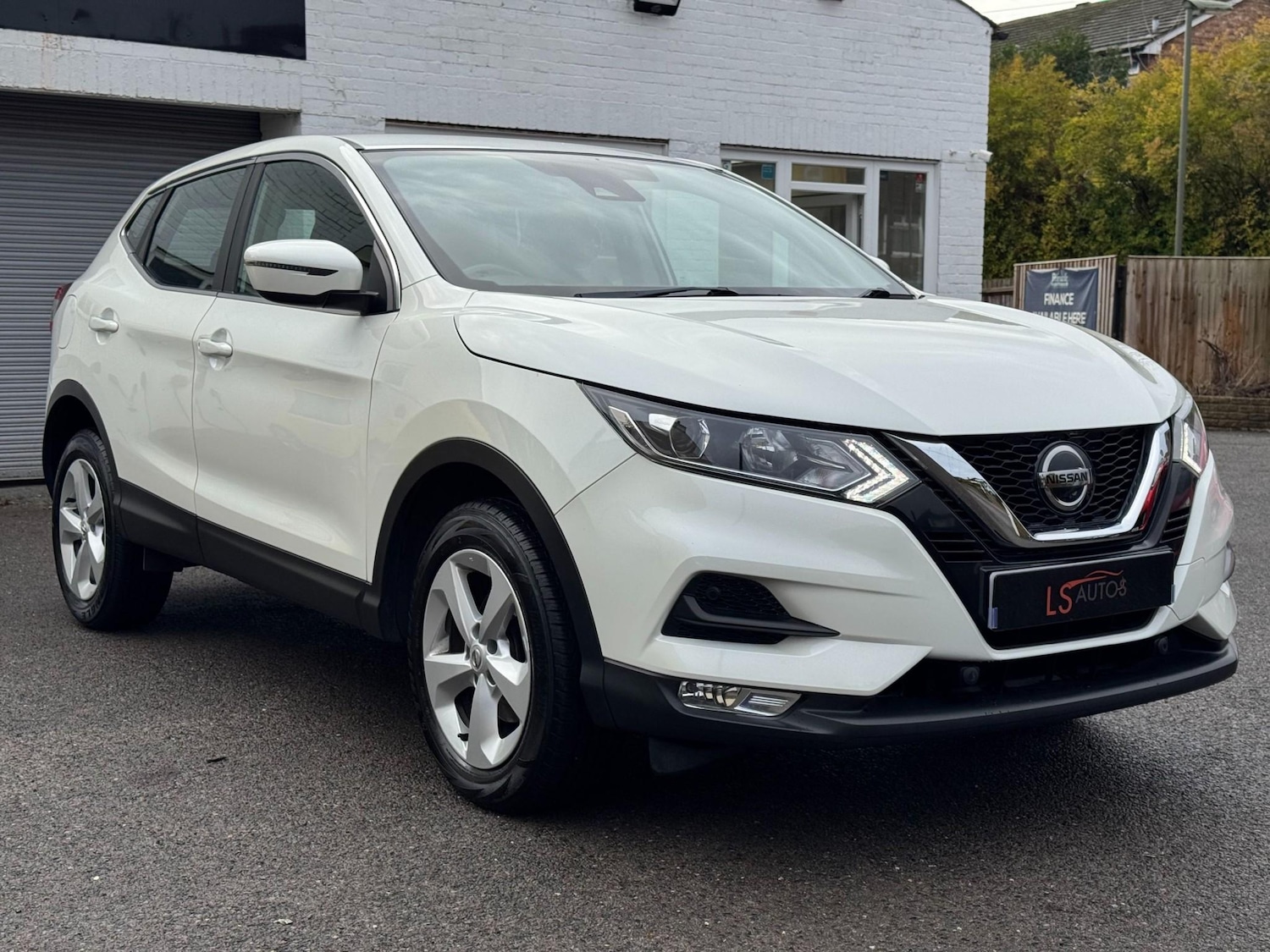Used Nissan Qashqai 2019 for sale - 76887878: Photo 2