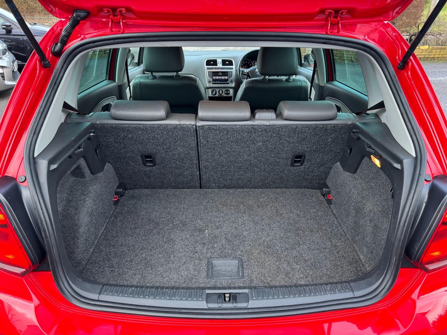 Used Volkswagen Polo 2017 for sale - 77236005: Photo 20