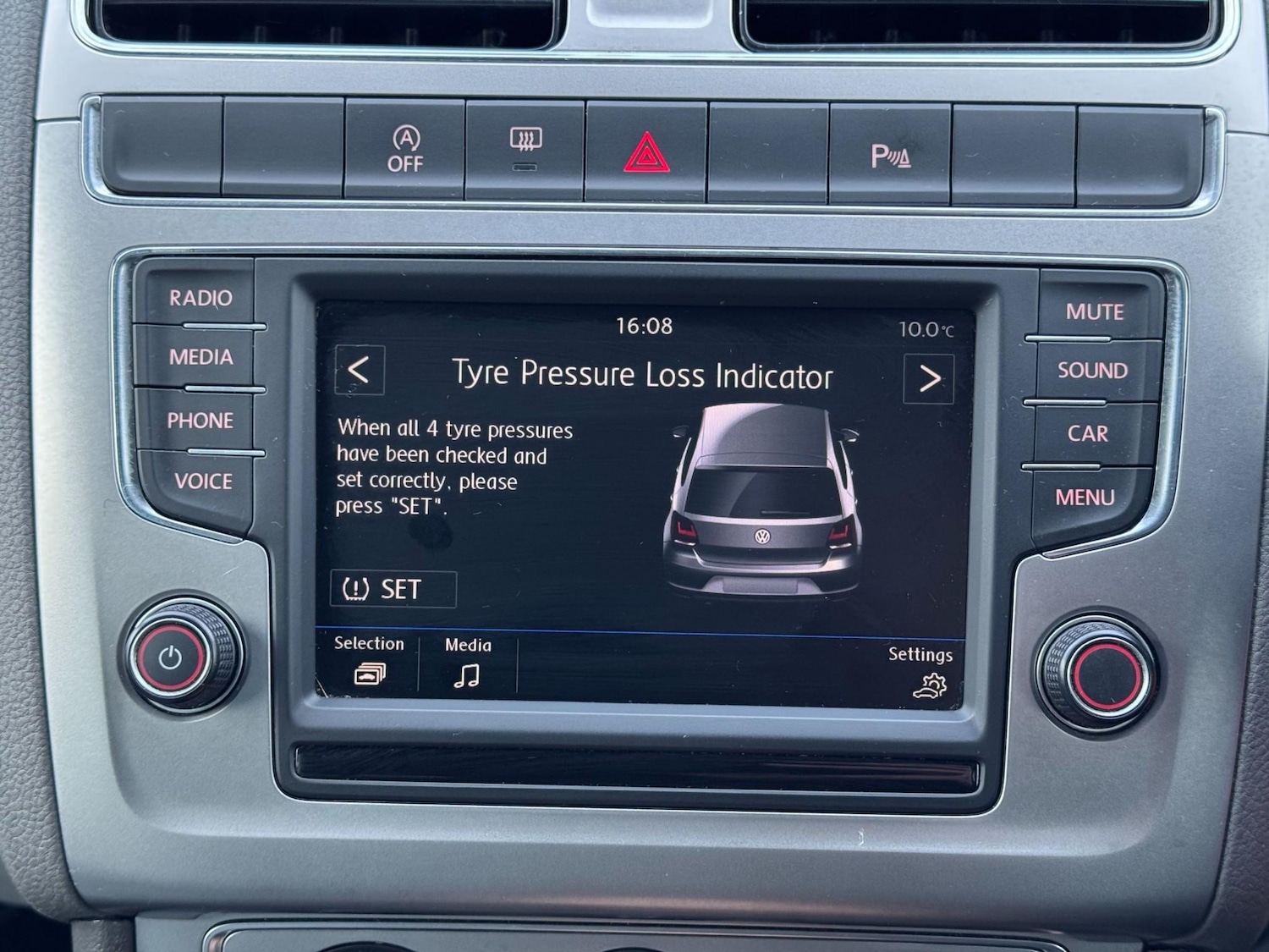 Used Volkswagen Polo 2017 for sale - 77236005: Photo 34