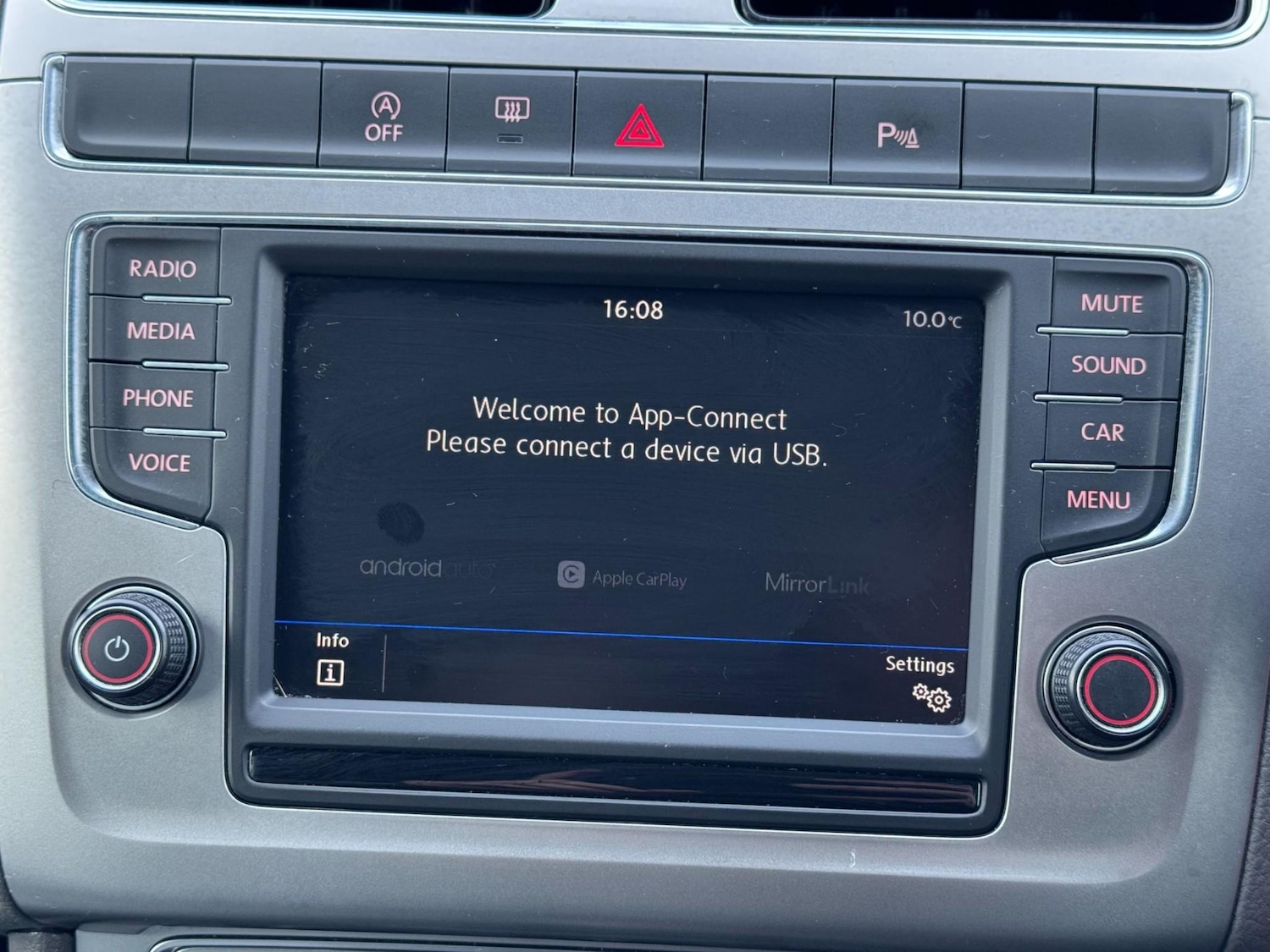 Used Volkswagen Polo 2017 for sale - 77236005: Photo 36