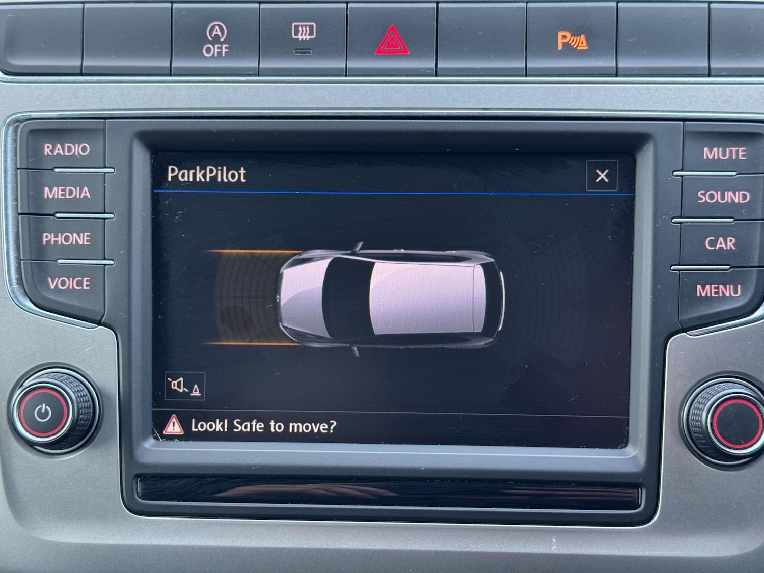 Used Volkswagen Polo 2017 for sale - 77236005: Photo 38