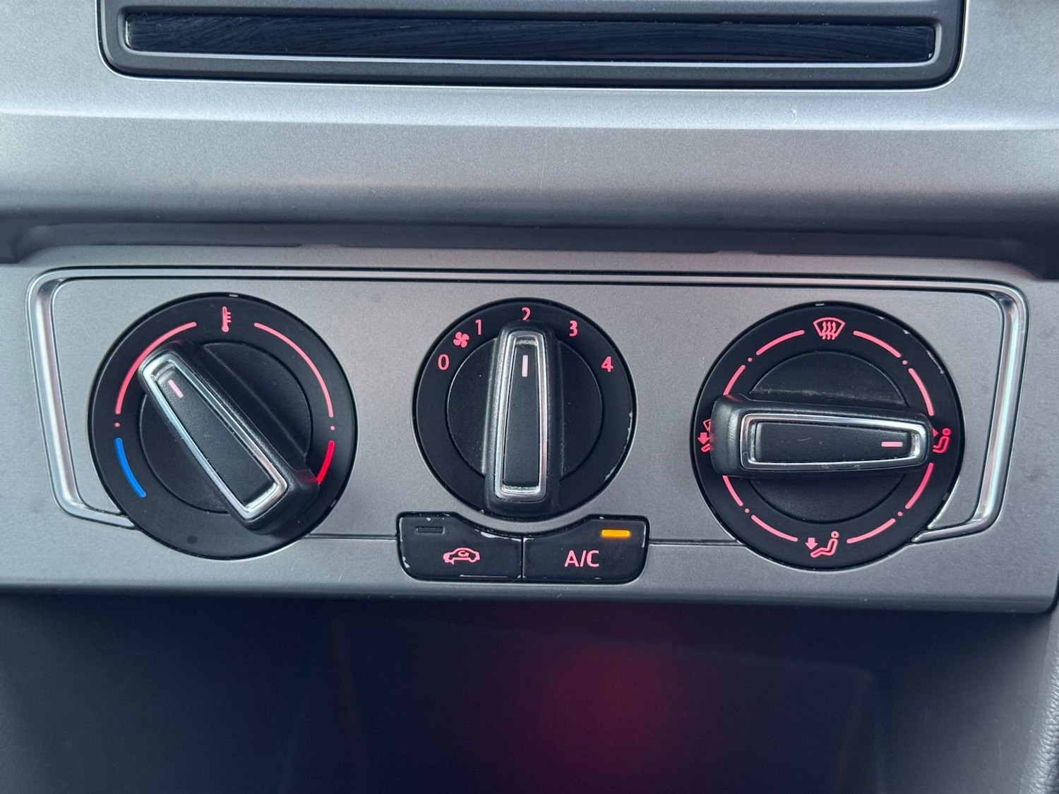 Used Volkswagen Polo 2017 for sale - 77236005: Photo 39