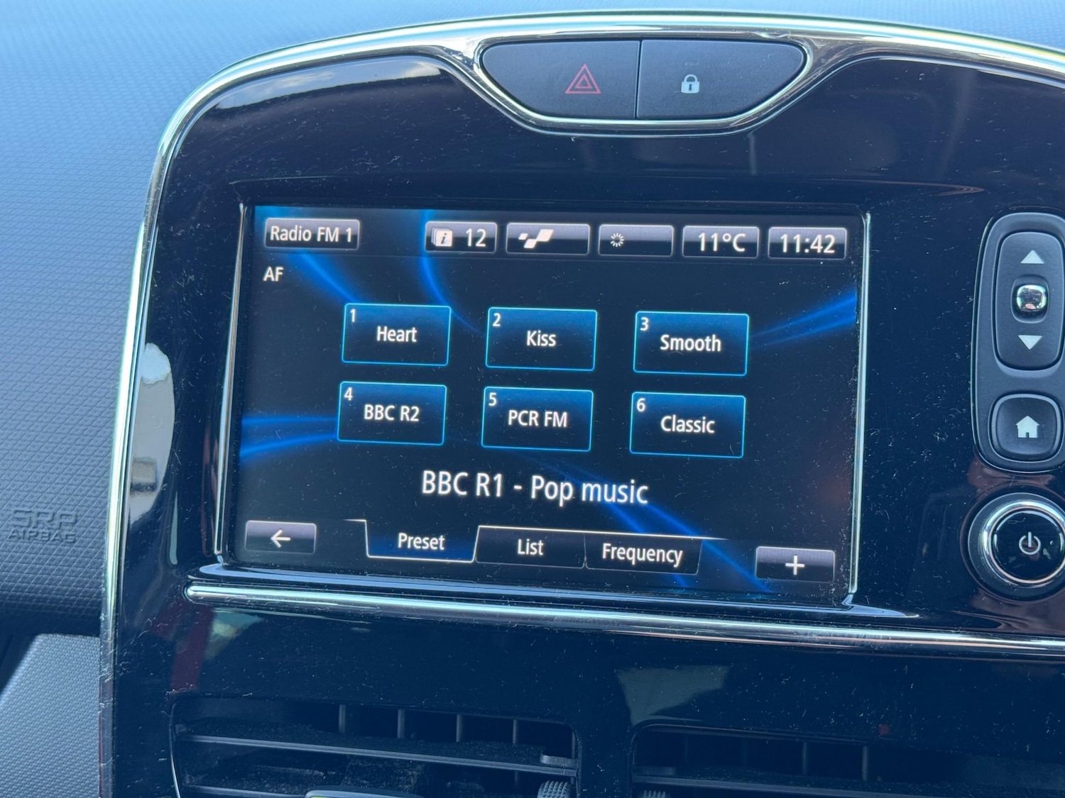 Used Renault Clio 2013 for sale - 76697304: Photo 27