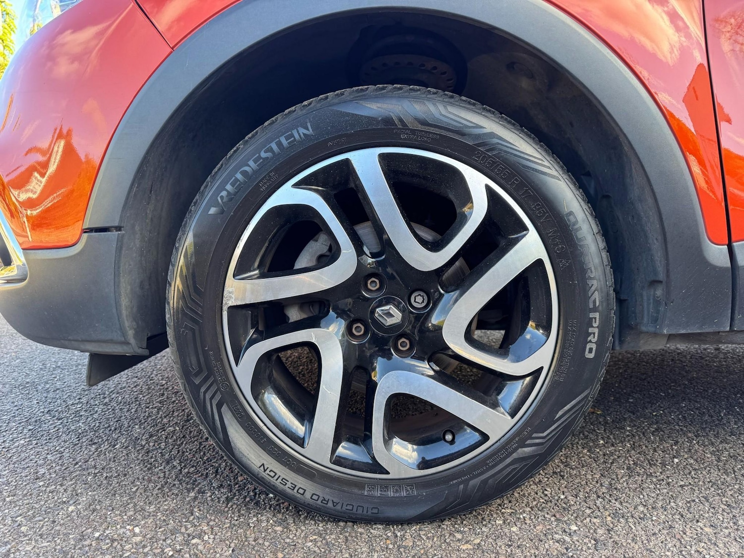 Used Renault Captur 2015 for sale - 76312695: Photo 11