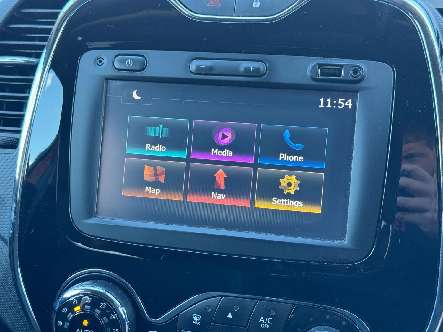 Used Renault Captur 2015 for sale - 76312695: Photo 25