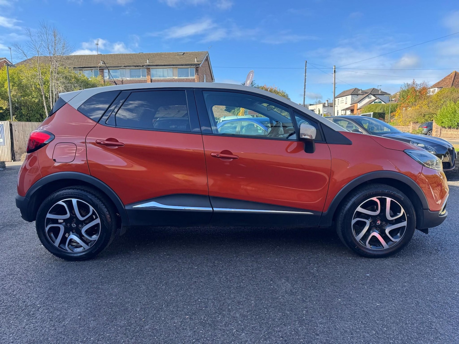 Used Renault Captur 2015 for sale - 76312695: Photo 3