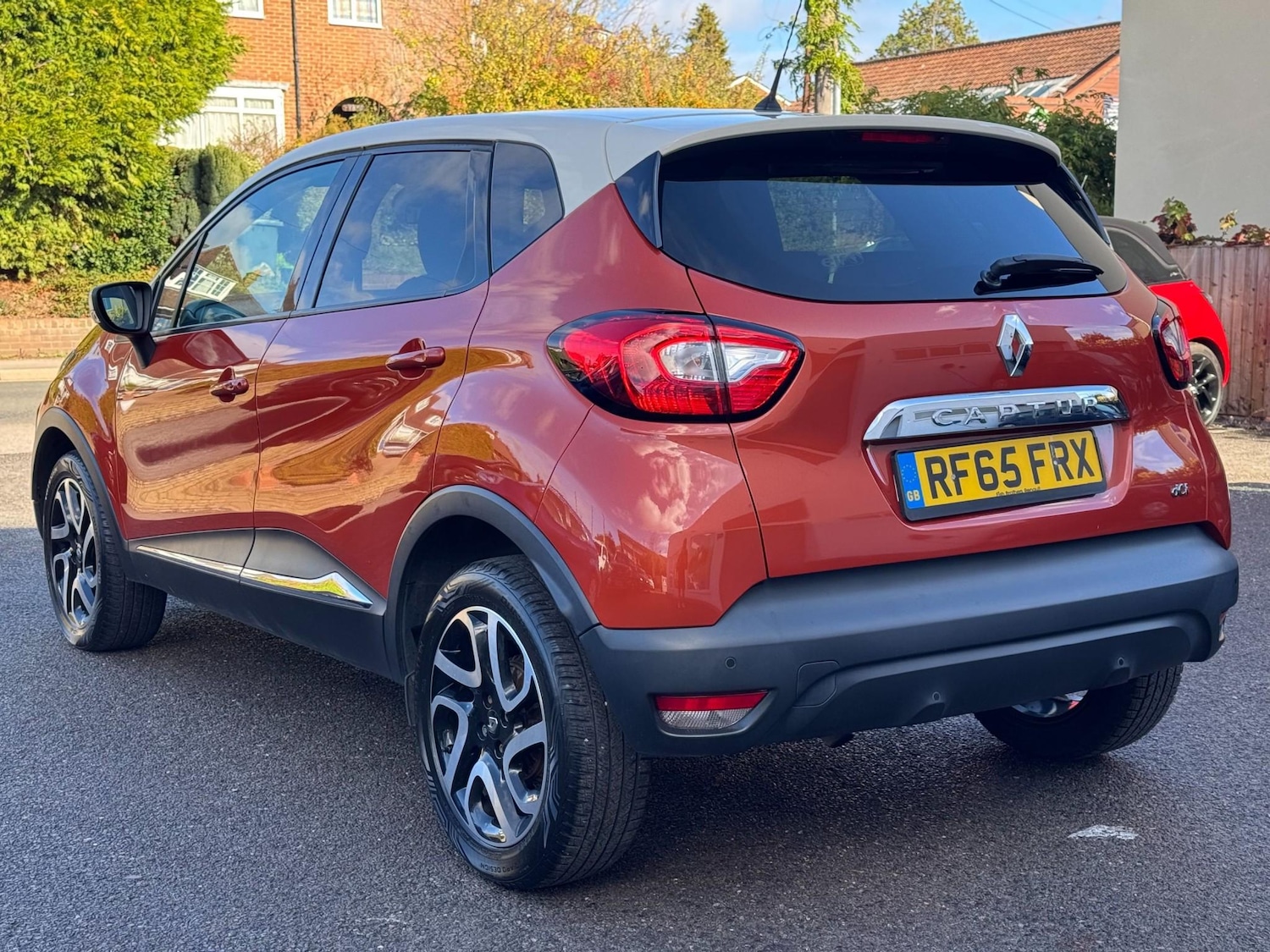 Used Renault Captur 2015 for sale - 76312695: Photo 6