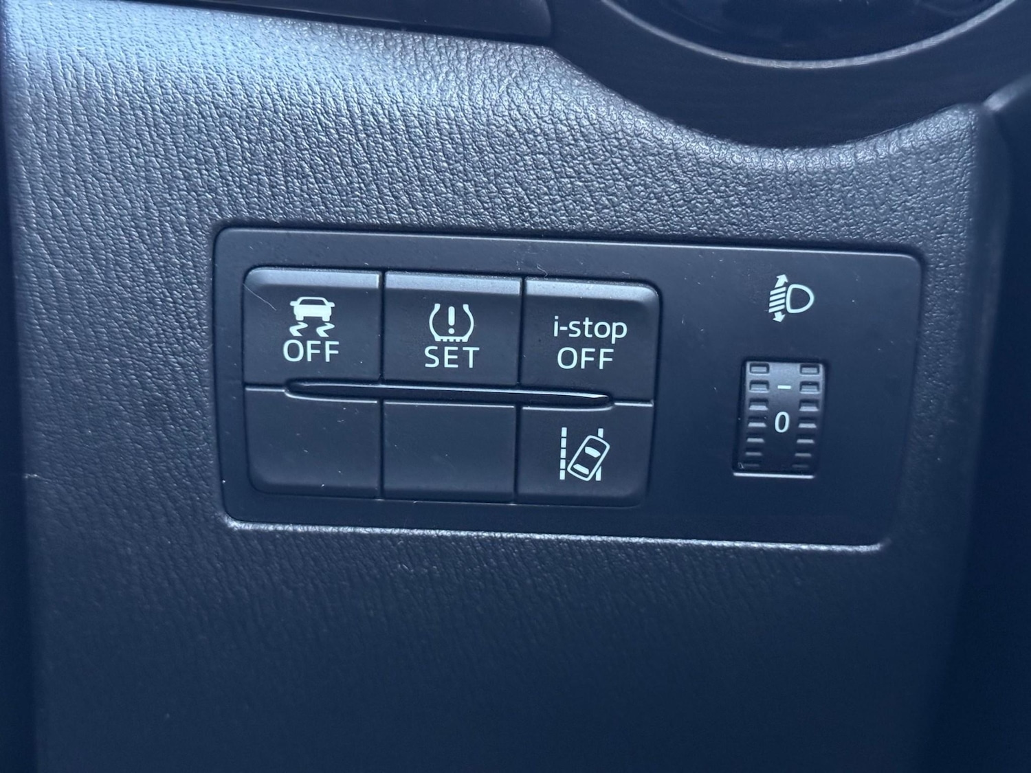 Used Mazda Mazda2 2016 for sale - 76783164: Photo 48