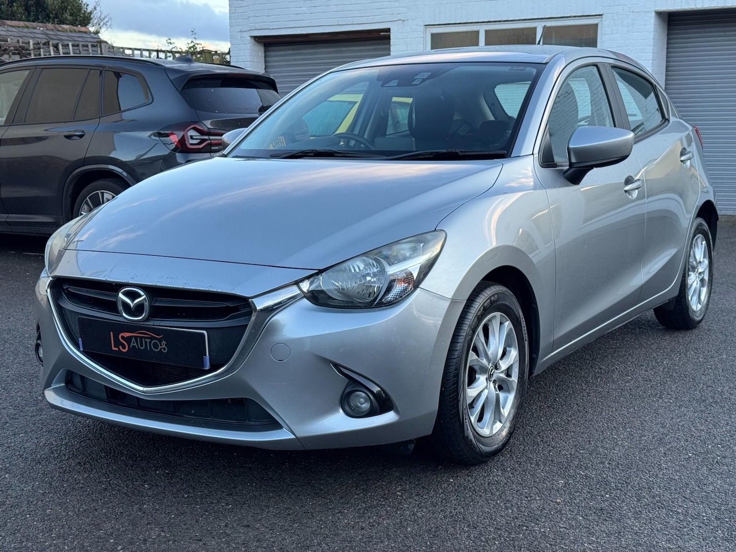 Used Mazda Mazda2 2016 for sale - 76783164: Photo 8
