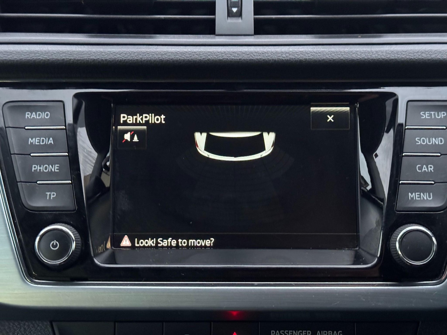 Used Skoda Fabia 2015 for sale - 77157178: Photo 36